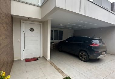 Sobrado a Venda - Flora II