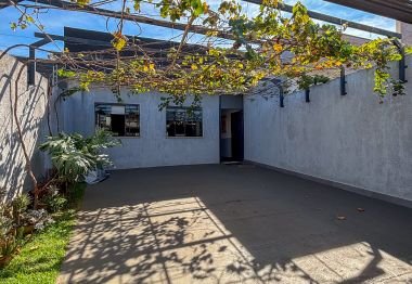 Casa à venda - Lar Paraná