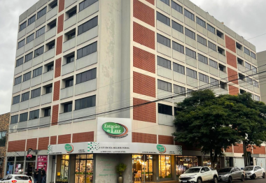 Apartamento à venda - Condomínio Palmeiras (centro)