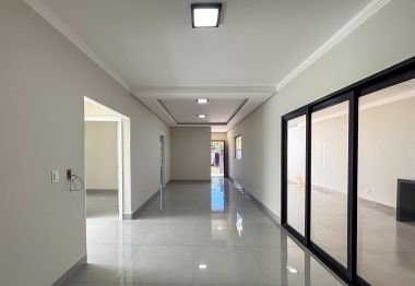 Casa em Construção - Novo Centro Universitário 
